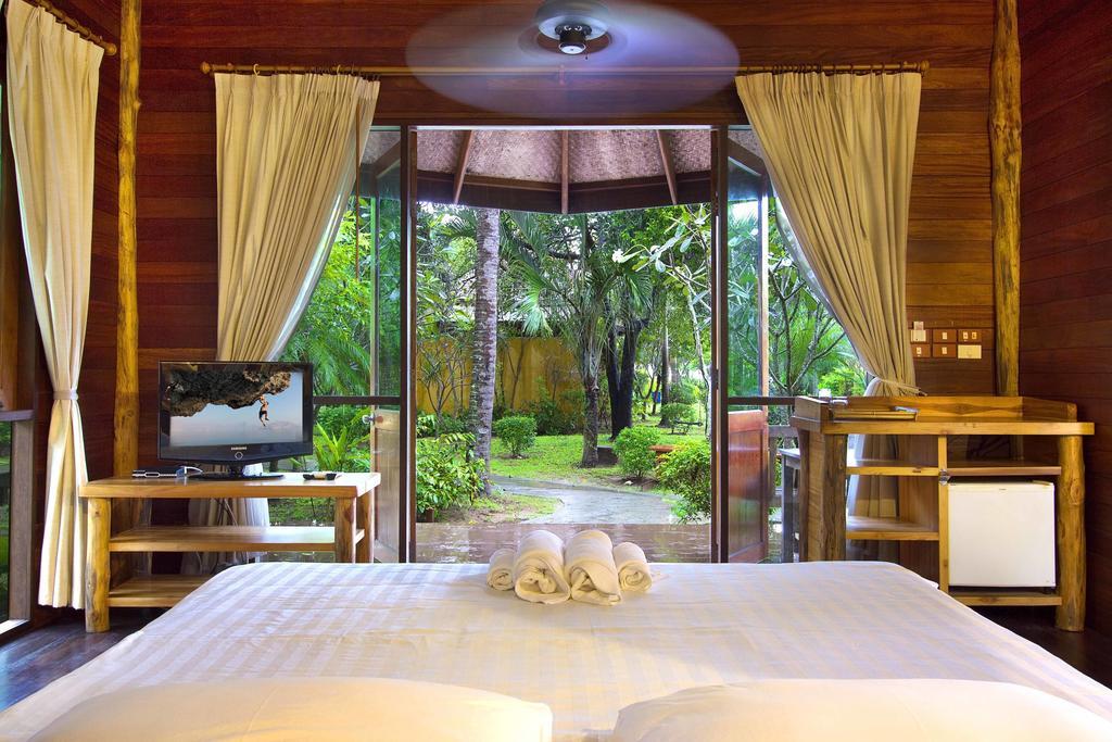 Keeree Waree Seaside Villa Bang Saphan Eksteriør bilde