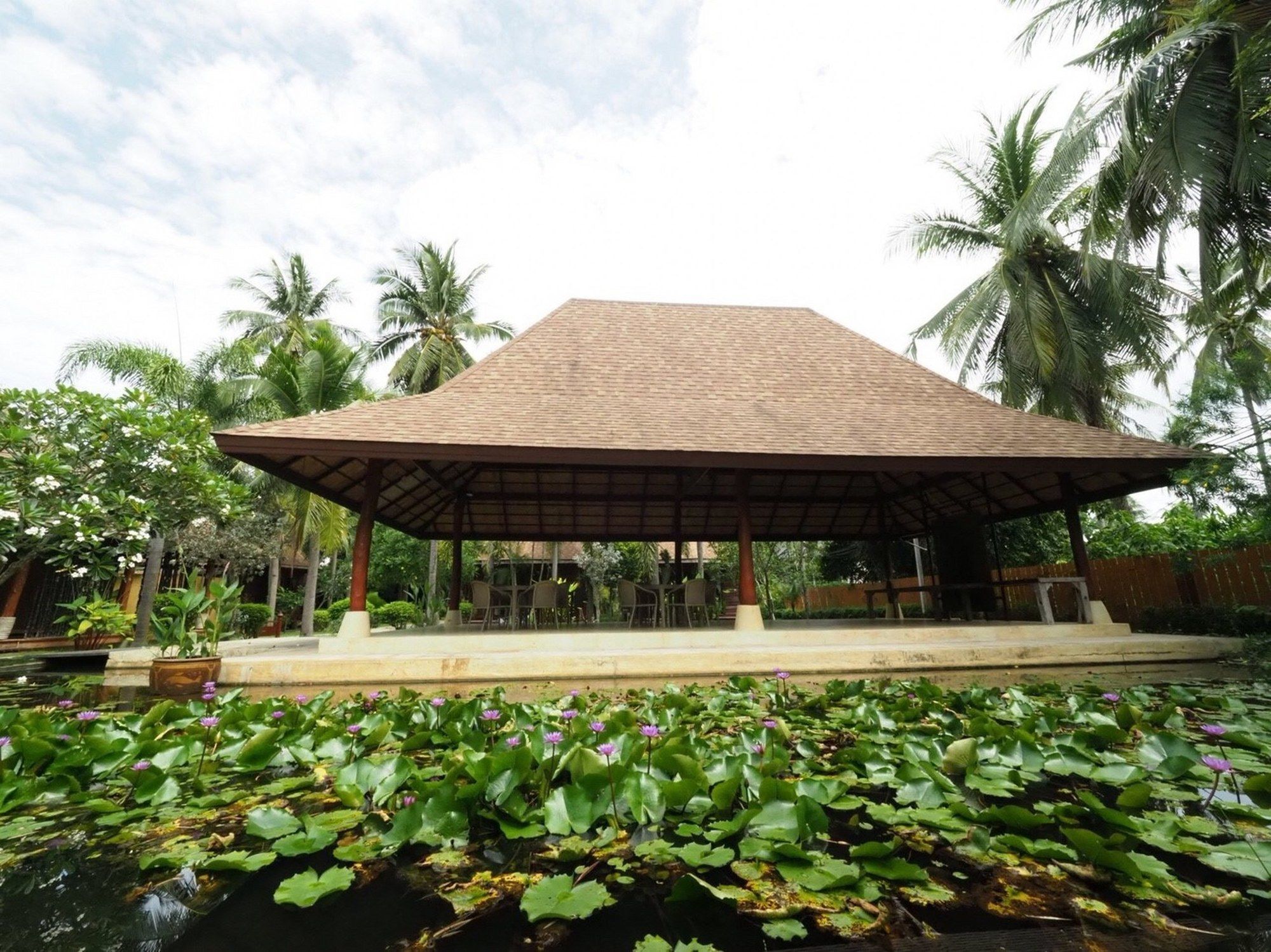 Keeree Waree Seaside Villa Bang Saphan Eksteriør bilde